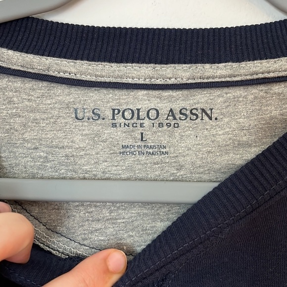 U.S. Polo Assn. Navy Crewneck Pullover Size Large NWT - Picture 2 of 6